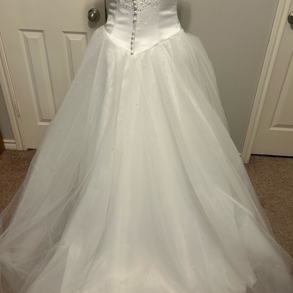 Wedding dress- size 6 - ball gown- strapless- pearls/rhinestones by Mori Lee - Picture 4 of 9